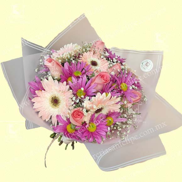 Bouquet Con 6 Rosas, 6 Gerberas y 6 Margaritas En Papel Decorado